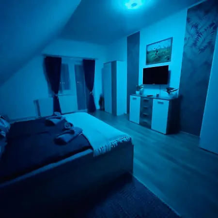 Leskoek Wellness & * Alsópáhok